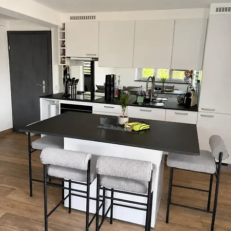Le Belvederde 2,5 Moderne Equipe * Erde