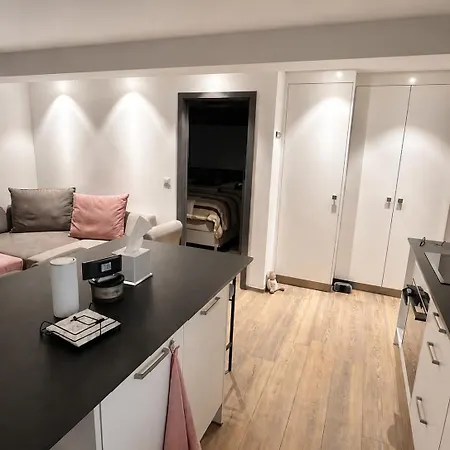 Le Belvederde 2,5 Moderne Equipe 아파트 Erde