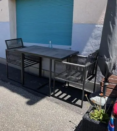 Le Belvederde 2,5 Moderne Equipe דירה *